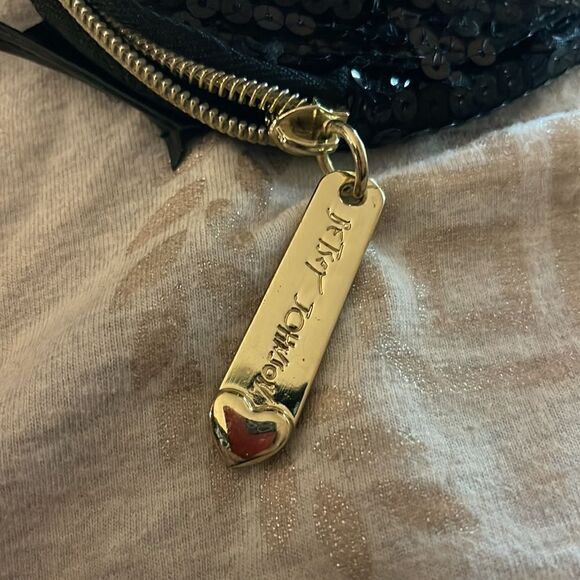 Betsey Johnson Heart Shaped Black Sequins Wristlet Evening Cocktail Purse - Picture 7 of 7